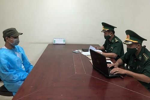 Bắt giữ đối tượng trốn nã khi đang chuẩn bị xuất cảnh sang Lào