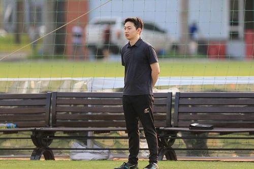 Ngỡ ngàng trước vẻ điển trai của chuyên gia dữ liệu Hàn Quốc