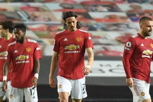 M.U thua đậm Liverpool, HLV Solskjaer trách cổ động viên làm loạn