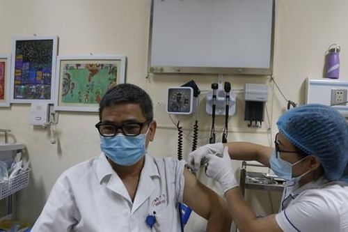 65% bệnh nhân COVID-19 đang điều trị ở Việt Nam không có triệu chứng