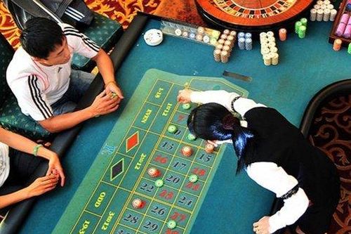 Lỗ liên tiếp, DN casino duy nhất trên sàn nguy cơ phải 'bỏ cuộc chơi'