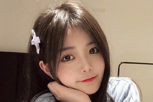 Nữ ca sĩ 21 tuổi mắc ung thư: 'Gia đình chỉ có hai người, cả hai đều là bệnh nhân'