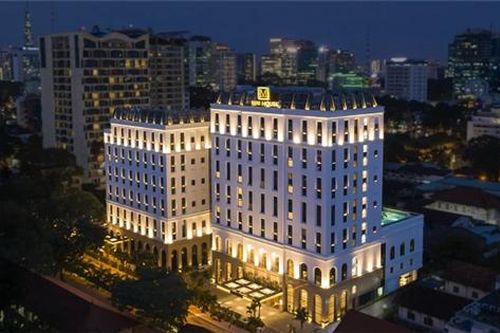 Lãi lớn từ da giày, TBS Group tấn công bất động sản