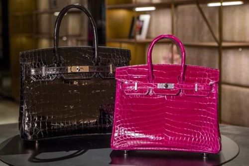 Nhà giàu tìm chỗ tiêu tiền, túi xách Hermes Birkin tăng giá chóng mặt giữa đại dịch