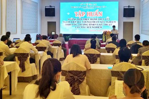 Gia Lai: Tập huấn 'Hướng dẫn thực hành truy vết người tiếp xúc với người có xét nghiệm SARS-CoV-2 dương tính'