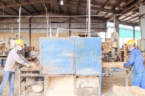 Chú trọng tuyên truyền, phổ biến kiến thức pháp luật an toàn vệ sinh lao động
