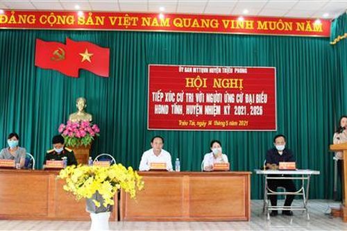 Ứng cử viên đại biểu HĐND tỉnh Quảng Trị tiếp xúc cử tri, vận động bầu cử tại huyện Triệu Phong