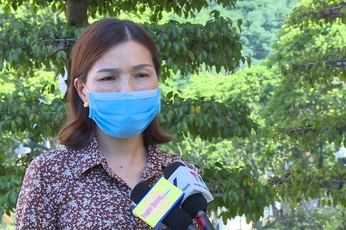 Bà Hoàng Bích Hương, thị trấn Na Hang (Na Hang)