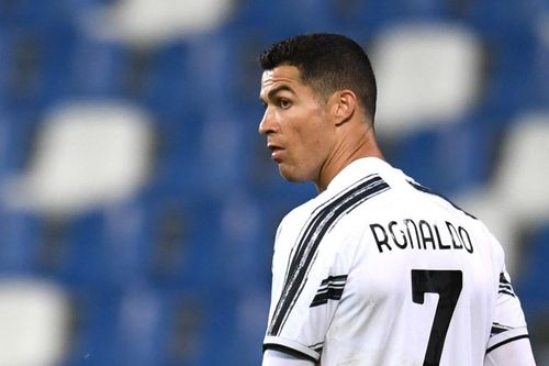 Juventus giữ chân Ronaldo nhờ luật thuế Italy?