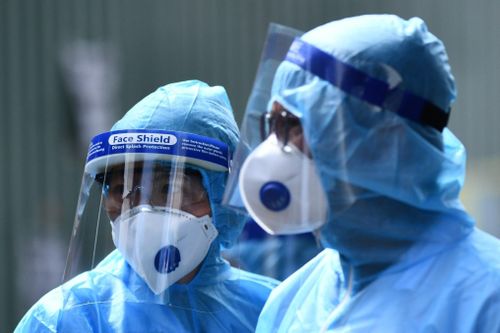 Hà Nội xét nghiệm sàng lọc 5.500 người về từ Đà Nẵng