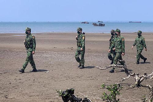 Quyết liệt ngăn chặn hành vi xuất nhập cảnh trái phép qua biên giới