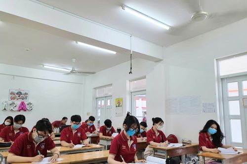 Ôn tập cho Kỳ thi tốt nghiệp THPT 2021: Vừa điều chỉnh, vừa tăng tốc