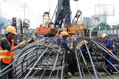 Giá hàng hóa, phí dịch vụ ngày càng 'leo đỉnh': Nguy cơ lạm phát