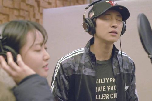 OST Stay With Me của Chanyeol và Punch thiết lập kỷ lục mới trên Youtube