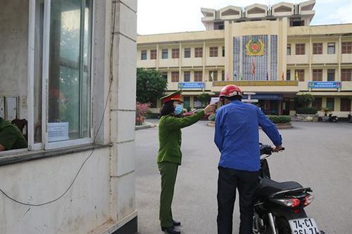 Tăng cường các biện pháp phòng chống COVID-19