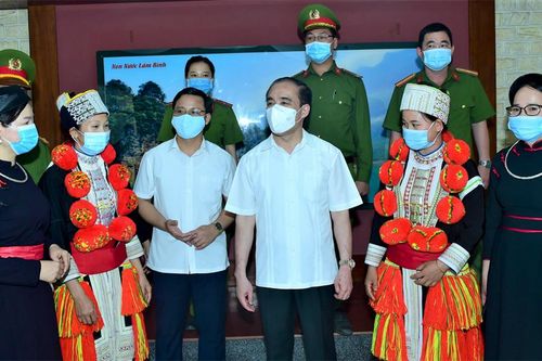 Đồng chí Bí thư Tỉnh ủy Chẩu Văn Lâm: Khắc phục tình trạng được mùa mất giá, được giá mất mùa trong sản xuất nông nghiệp