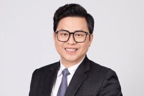 SCB bất ngờ thay chủ nhân của ghế nóng