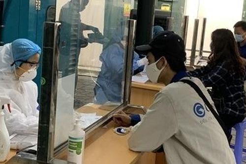 Hà Nội thêm 2 người dương tính, có 1 bác sĩ ở Bệnh viện Phổi Trung ương