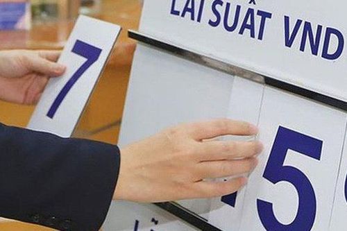 Nhiều doanh nghiệp đang 'hấp hối', ngân hàng có 'chịu thiệt'?