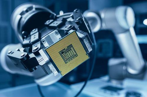 Các nhà sản xuất ô tô tiếp tục vật lộn với tình trạng thiếu chip bán dẫn