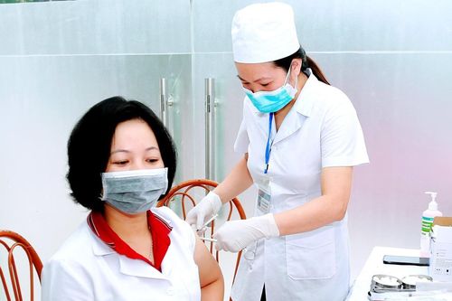 Vĩnh Phúc miễn phí tiêm vaccine Covid-19 cho người dân địa phương