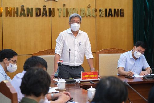 Bộ Y tế đưa phương án khẩn hỗ trợ Bắc Giang dập nhanh các ổ dịch COVID-19