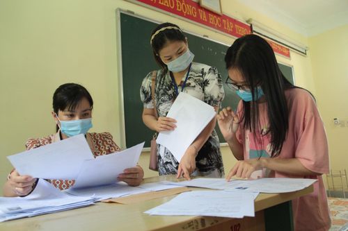 Thi tốt nghiệp THPT: Kích hoạt phương án 'bảo tồn' cán bộ làm thi ngay khi cần thiết