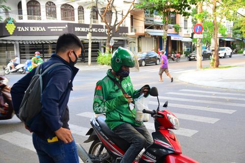 Đà Nẵng tạm dừng hoạt động taxi, Grap, shipper… từ 17/5