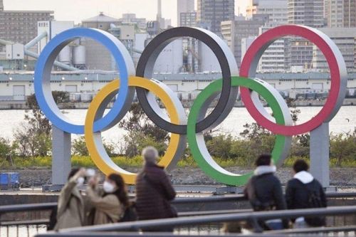 Đa số người dân Nhật Bản muốn hoãn Olympic Tokyo do dịch Covid-19