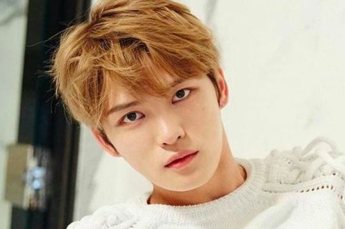 Ca sĩ Kim Jae Joong, cựu thành viên TVXQ 'chiến đấu' suốt 12 năm với fan cuồng