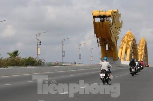 Đà Nẵng sẽ dừng hoạt động taxi, grab, shipper