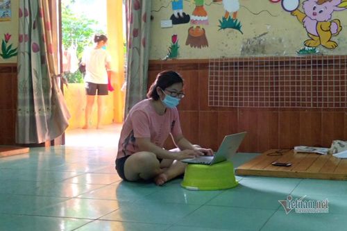 Từ khu cách ly Thuận Thành: 'Trông cô thật khác mọi ngày'