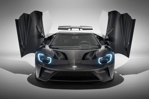 Đôi điều cần biết về siêu xe Ford GT, giá từ 500.000 USD