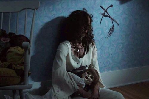 Trước khi xem 'Ma xui quỷ khiến', nhìn lại những cái chết ghê rợn nhất vũ trụ kinh dị 'The Conjuring'