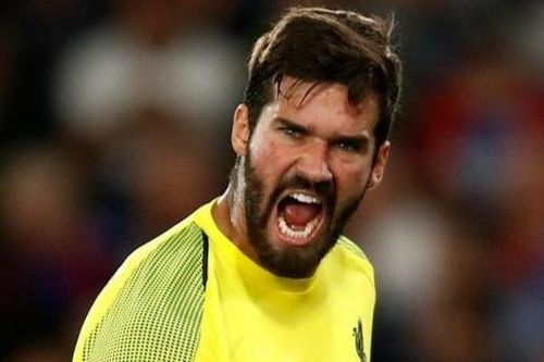 Alisson đi vào lịch sử Liverpool
