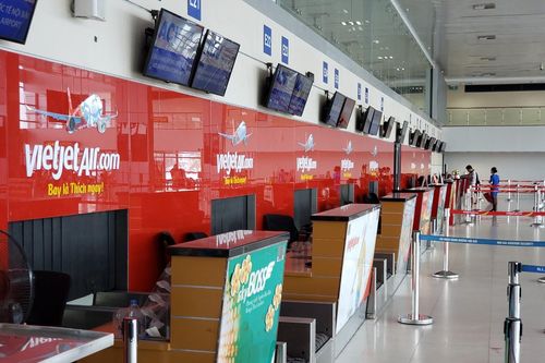 Tạm dừng khai thác sảnh E sân bay Nội Bài từ 17/5