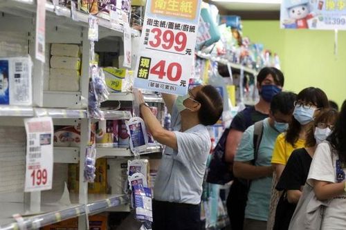 Đài Loan 2 ngày liên tiếp lập kỷ lục về số ca mắc Covid-19 mới