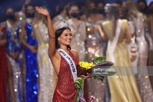 Vẻ đẹp sắc sảo, nóng bỏng của Andrea Meza - Tân Hoa hậu Hoàn vũ 2021 (Miss Universe)