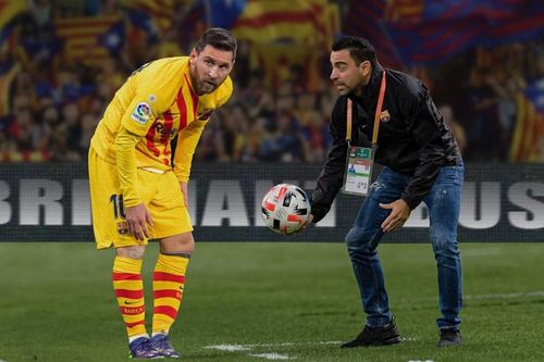 Barca đàm phán với Xavi để thay thế Ronald Koeman