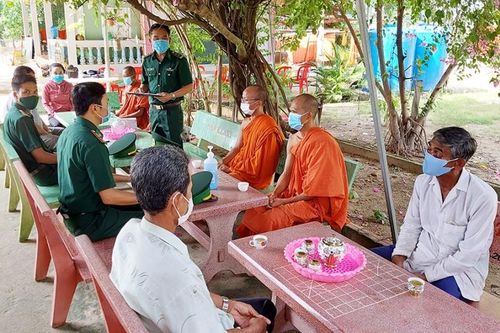 Người dân biên giới Kiên Giang cam kết phòng, chống dịch bệnh Covid-19