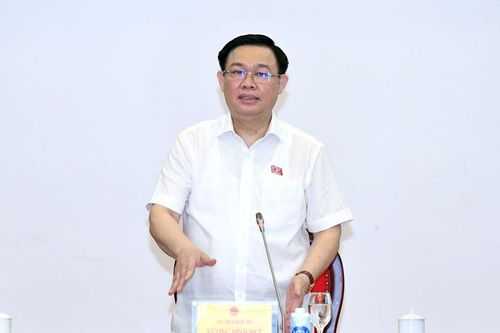 Chủ tịch Quốc hội Vương Đình Huệ làm việc với Ban Dân nguyện