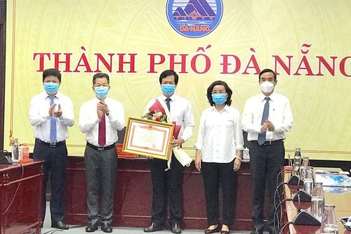 Thủ tướng Chính phủ tặng bằng khen cho CDC Đà Nẵng