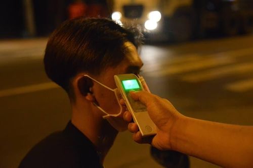 Phải lấy an toàn sức khỏe của người dân là trên hết