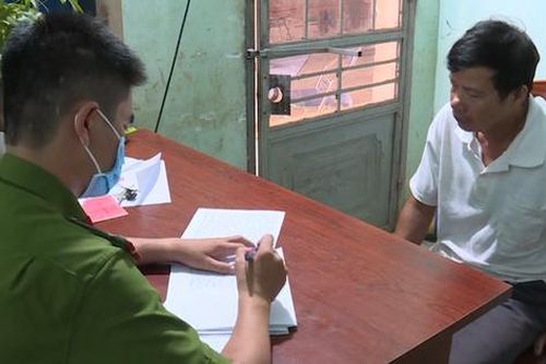 Khởi tố, bắt tạm giam đối tượng đâm chết bạn tình vì nghi lây HIV cho mình