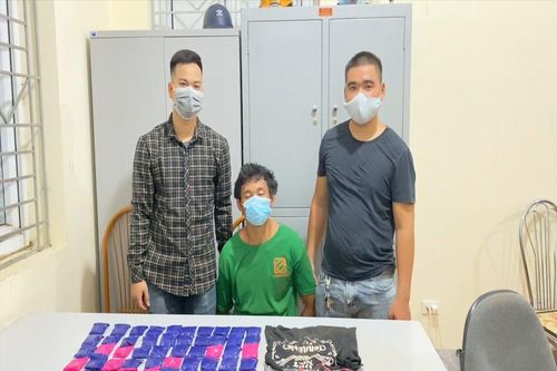 Sơn La: Bắt 2 người Lào, thu giữ 1 khẩu súng kíp khi sang Việt Nam buôn ma túy