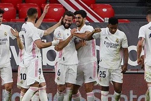 Real Madrid: Đua ngôi vô địch La Liga và HLV Ancelotti có thể trở lại thay Zidane