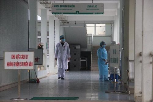 Lào Cai: Tạm đình chỉ một giáo viên để xác minh vi phạm về phòng, chống dịch Covid-19