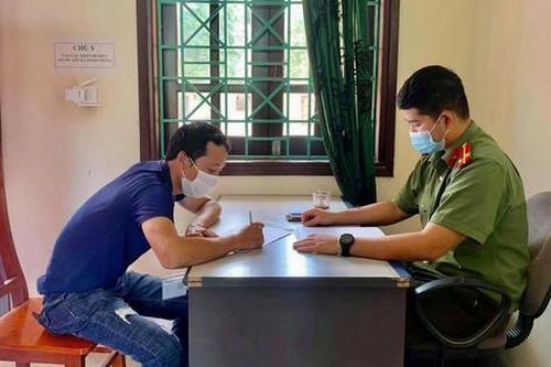 Triệu tập nam thanh niên đăng tin sai sự thật có thuốc trị COVID-19