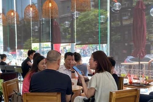 Hà Nội: Hơn 3.600 người không đeo khẩu trang bị phạt gần 6 tỷ đồng