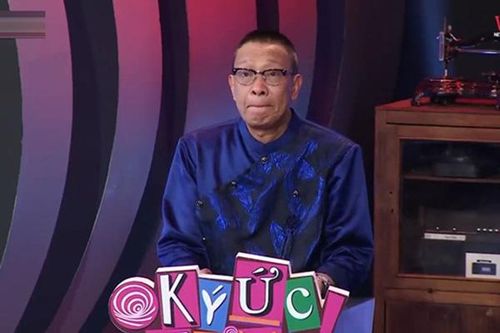 MC Lại Văn Sâm xúc động không nói nên lời khi dẫn 'Ký ức vui vẻ'